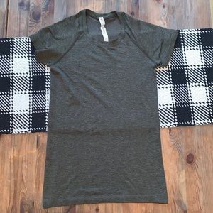 Lululemon “swiftly tech short sleeve”